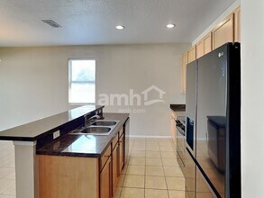 11150 Running Pine Dr in Riverview, FL - Building Photo - Building Photo
