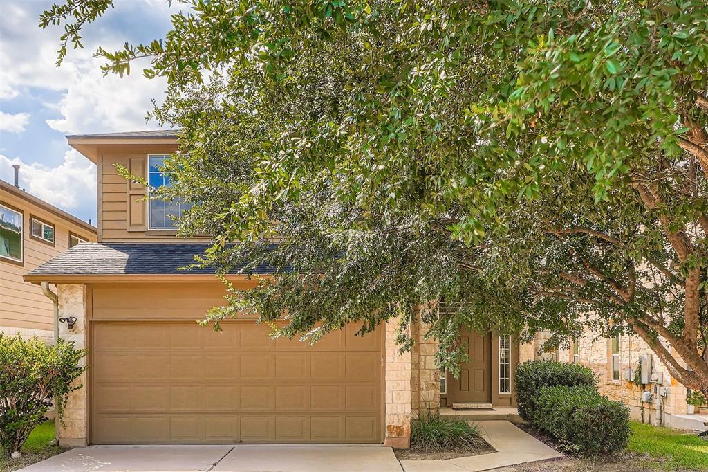 2020 Nestlewood Dr in Austin, TX - Building Photo