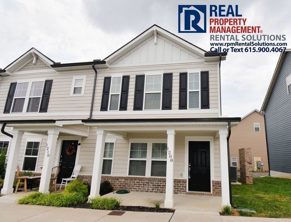 1208 Foxton Ln in Nashville, TN - Building Photo