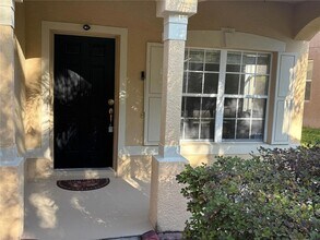 11126 Creek Haven Dr in Riverview, FL - Building Photo - Building Photo