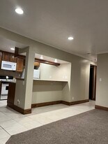 435 E Creekside Cir in Murray, UT - Building Photo