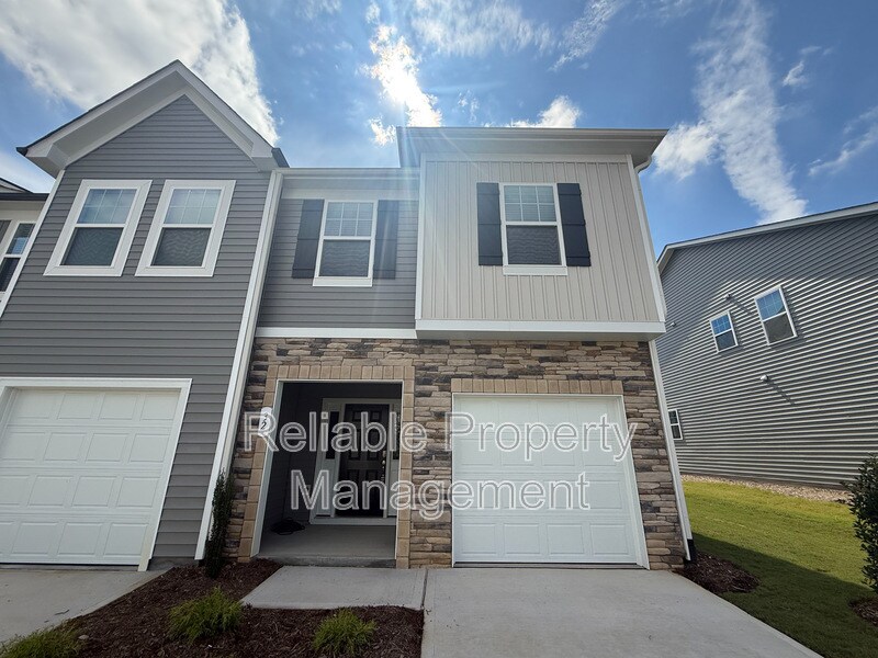 32 Honeydew Wy in Clayton, NC - Building Photo