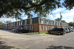 1200 W Mallory St Apartments