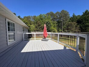 206 Lindell Dr in Apex, NC - Building Photo - Building Photo