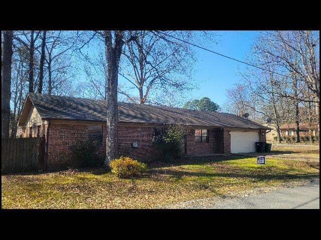 property at 400 Maxine Ave