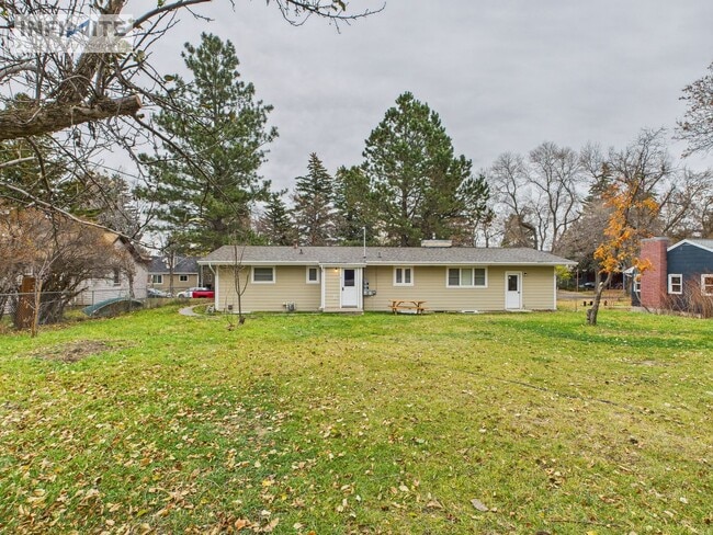 property at 1411 S Grand Ave