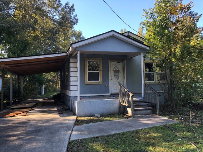 property at 5243 Jury Ln