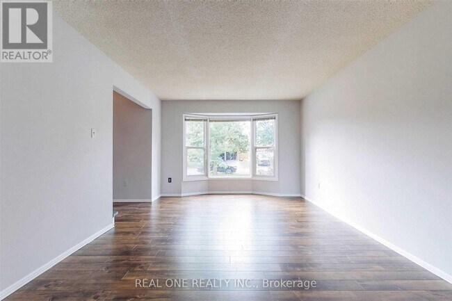 41 Meyer Cir in Markham, ON - Building Photo - Building Photo