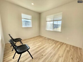 2162 N Cloverleaf Wy in Saratoga Springs, UT - Building Photo - Building Photo