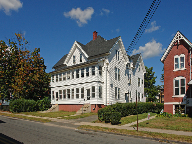 106-108 Laurel St in Bristol, CT - Building Photo - Building Photo