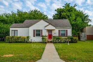 3820 E 22nd Pl in Tulsa, OK - Building Photo