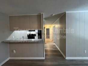 5853 Century Oaks Dr in Fayetteville, NC - Building Photo - Building Photo