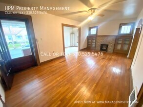 2109 Woodland Ave NW in Canton, OH - Building Photo - Building Photo