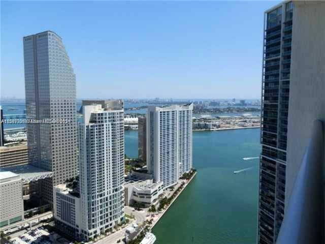 485 Brickell Ave, Unit 2006 in Miami, FL - Building Photo