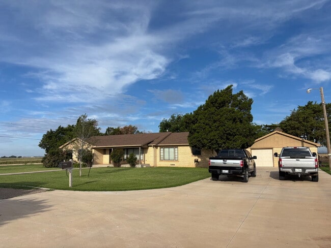 property at 10205 N County Rd 3300