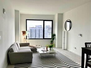 22 Chapel St-Unit -10C in Brooklyn, NY - Building Photo - Building Photo