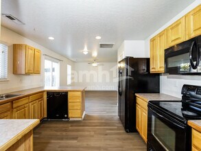 12930 Hayes St in Caldwell, ID - Building Photo - Building Photo
