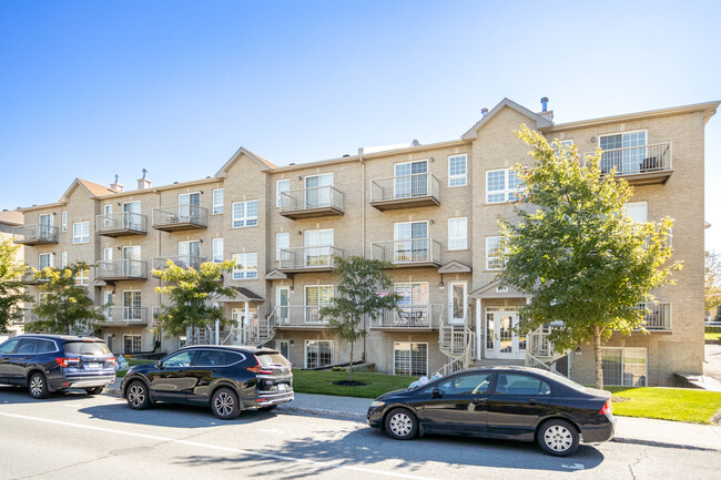 8930 Maurice-Duplessis Boul in Montréal, QC - Building Photo - Primary Photo