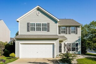 2017 Sterling Hill Dr in Fuquay Varina, NC - Building Photo