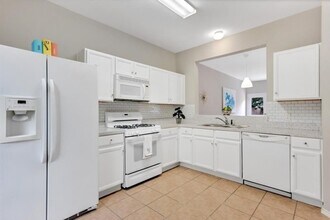 23843 Single Oak St in Spring, TX - Building Photo - Building Photo