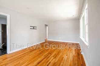 1023 Fourqurean Ln in Richmond, VA - Building Photo - Building Photo