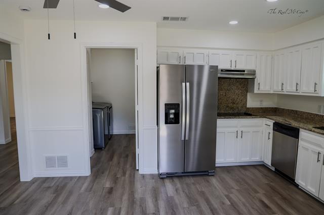 2122 Teakwood Ln in Plano, TX - Building Photo - Building Photo