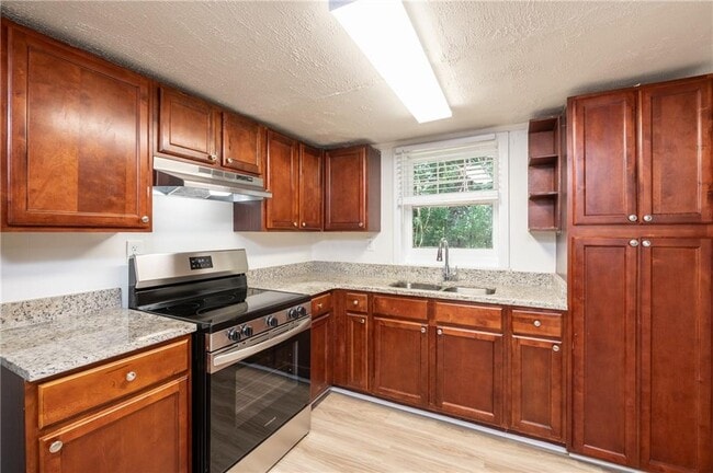 property at 3454 Rockbridge Rd SW