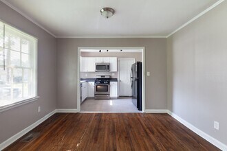 872 Margaret Pl NW in Atlanta, GA - Foto de edificio - Building Photo