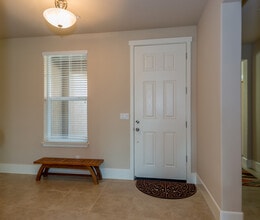 1843 N Whitehorse Ln in Clovis, CA - Building Photo - Building Photo