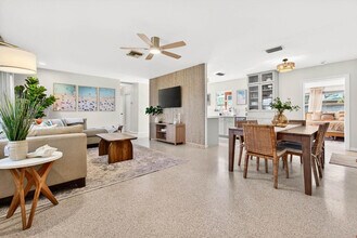 13833 Dominica Dr in Seminole, FL - Building Photo - Building Photo