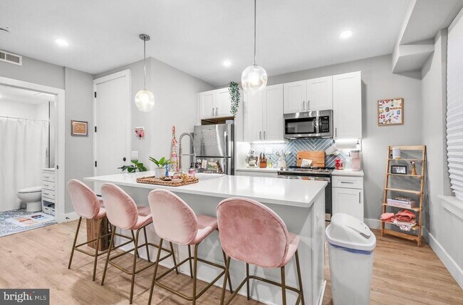 property at 1144 Frankford Ave