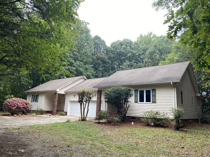 148 Purple Finch Ln in Mooresville, NC - Building Photo