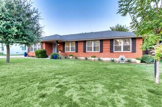 314 Easton Rd in Dallas, TX - Building Photo - Building Photo