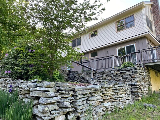 115 Montague Rd in Leverett, MA - Building Photo - Building Photo