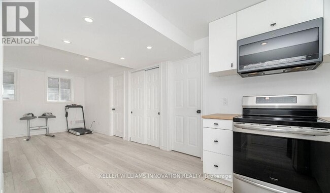 292 Freure Dr in Cambridge, ON - Building Photo - Building Photo