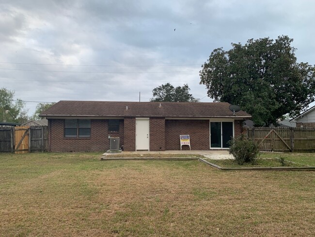 806 Blvd de Orleans Blvd in Mary Esther, FL - Building Photo - Building Photo