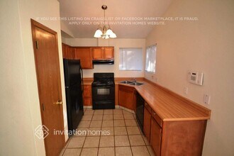 921 S Val Vista Dr in Mesa, AZ - Building Photo - Building Photo