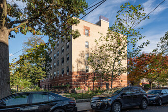 301 Parkville Ave in Brooklyn, NY - Building Photo - Building Photo