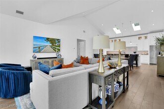 2130 Curtis St in Naples, FL - Building Photo - Building Photo