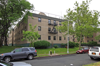 Marine Terrace in Long Island City, NY - Building Photo - Building Photo