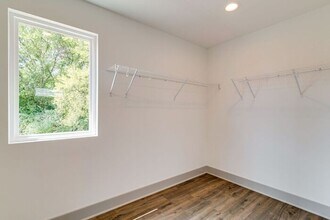 217 Liberty Ln in Nashville, TN - Building Photo - Building Photo