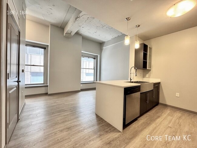 property at 1121 McGee St