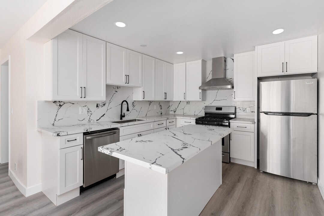 Seaview Terrace Apartment Homes in San Clemente, CA - Building Photo