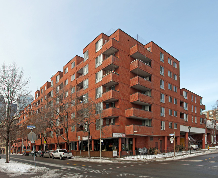 David B. Archer in Toronto, ON - Building Photo