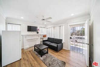 1165 W 38th St in Los Angeles, CA - Building Photo - Building Photo