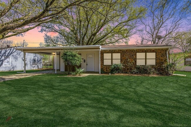 property at 2939 Despot Rd