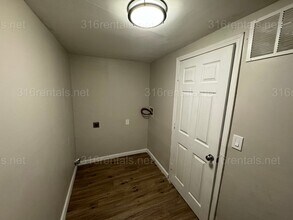 1324 S Emporia St in Wichita, KS - Building Photo - Building Photo