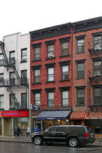 242 8th Ave in New York, NY - Building Photo - Building Photo