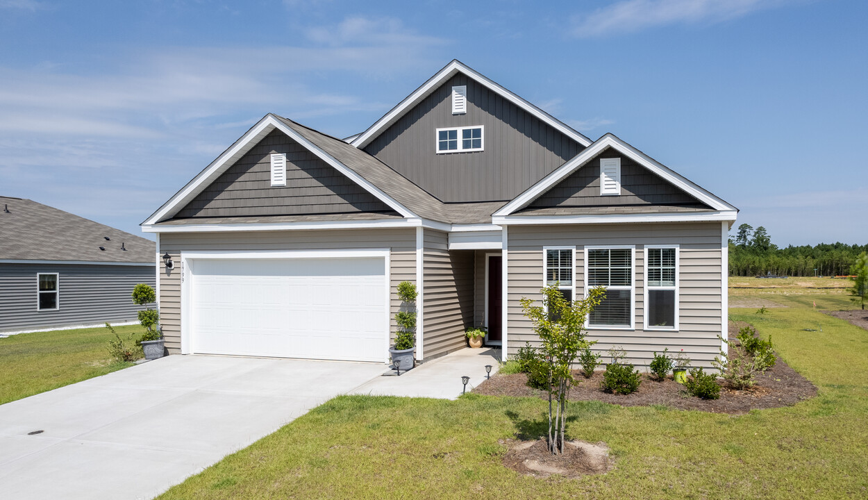 Eagle Creek in Bolivia, NC - Building Photo