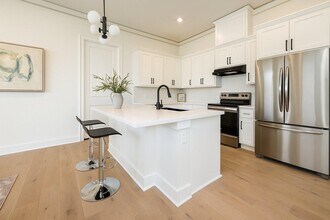 5835 Banks St in Houston, TX - Building Photo - Building Photo